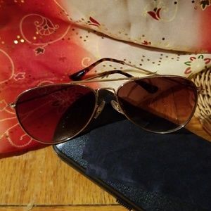 Aviation Style Sunglasses